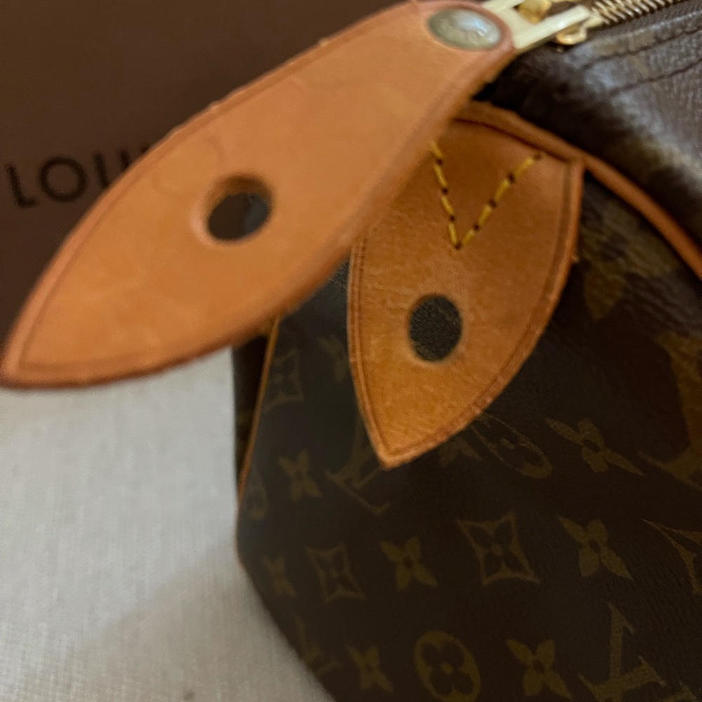 Authentic Pre-love Speedy 30 OBO - Picture 9 of 16